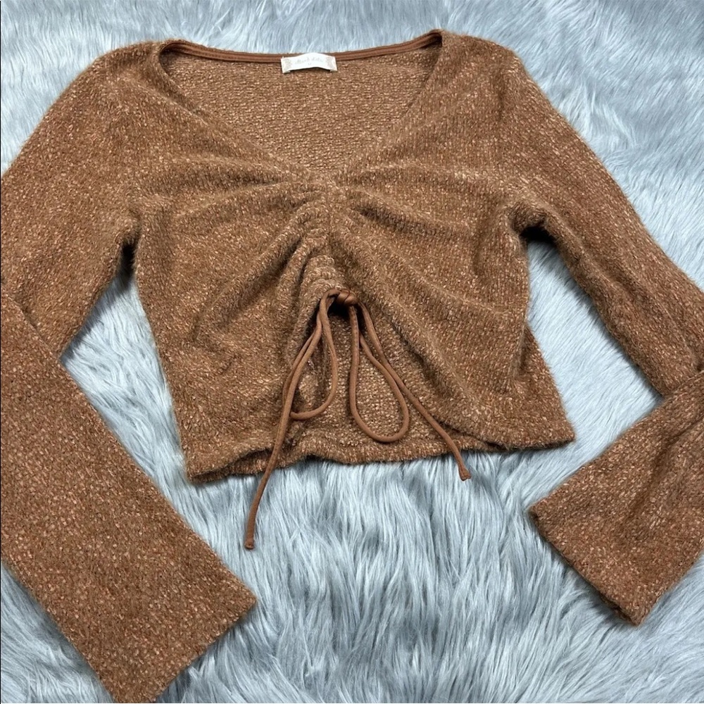 Altar’d State Cinch Front Long Sleeve Knit Top Size Medium